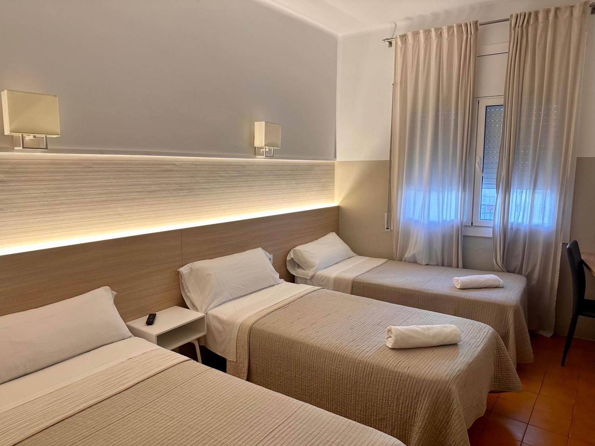 Fonda Can Setmanes Blanes Exterior foto